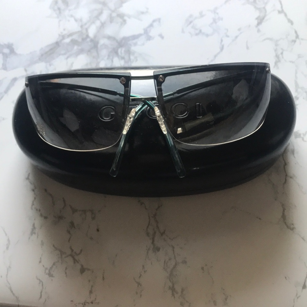 Gucci unisex shades